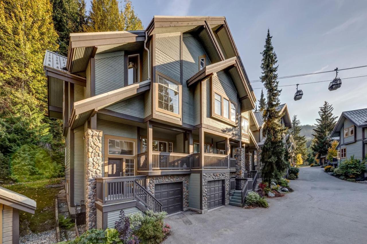 Villa Snowy Creek 14 Whistler Exterior foto
