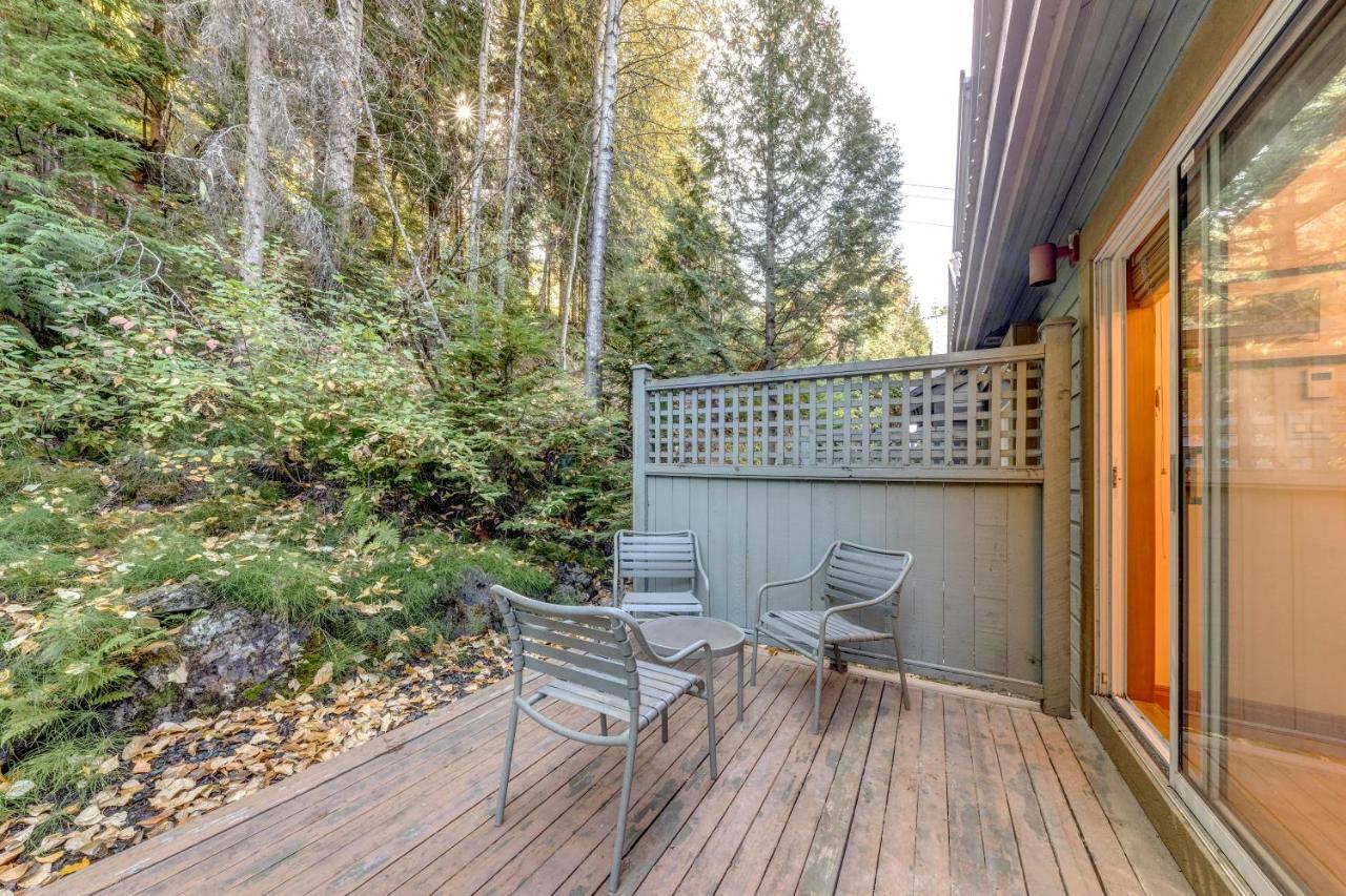 Villa Snowy Creek 14 Whistler Exterior foto