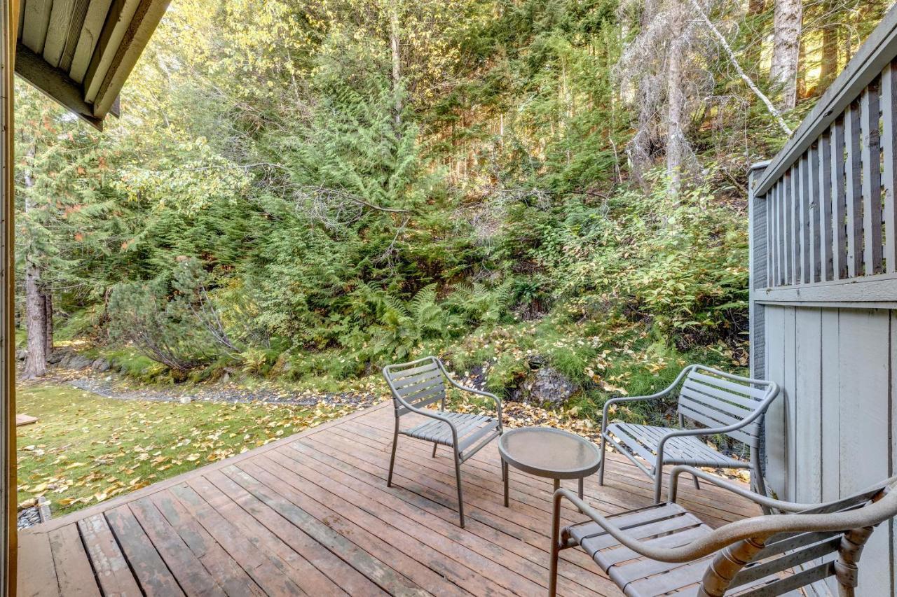 Villa Snowy Creek 14 Whistler Exterior foto
